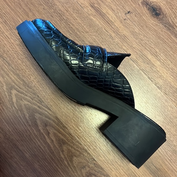 Platform slip on loafers - Picture 2 of 6